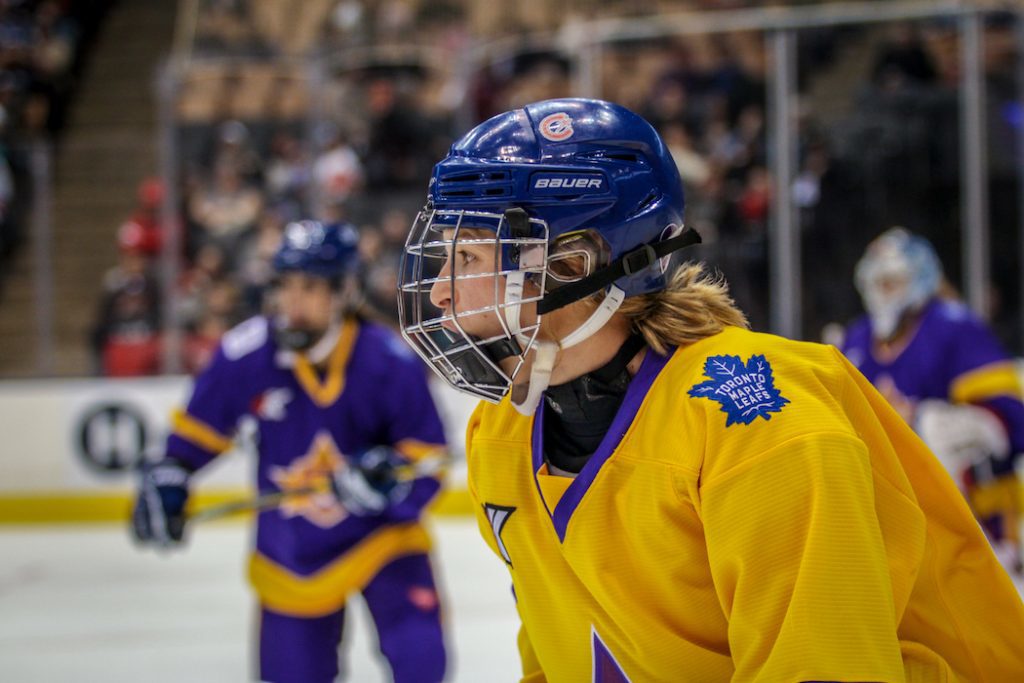cwhl-09